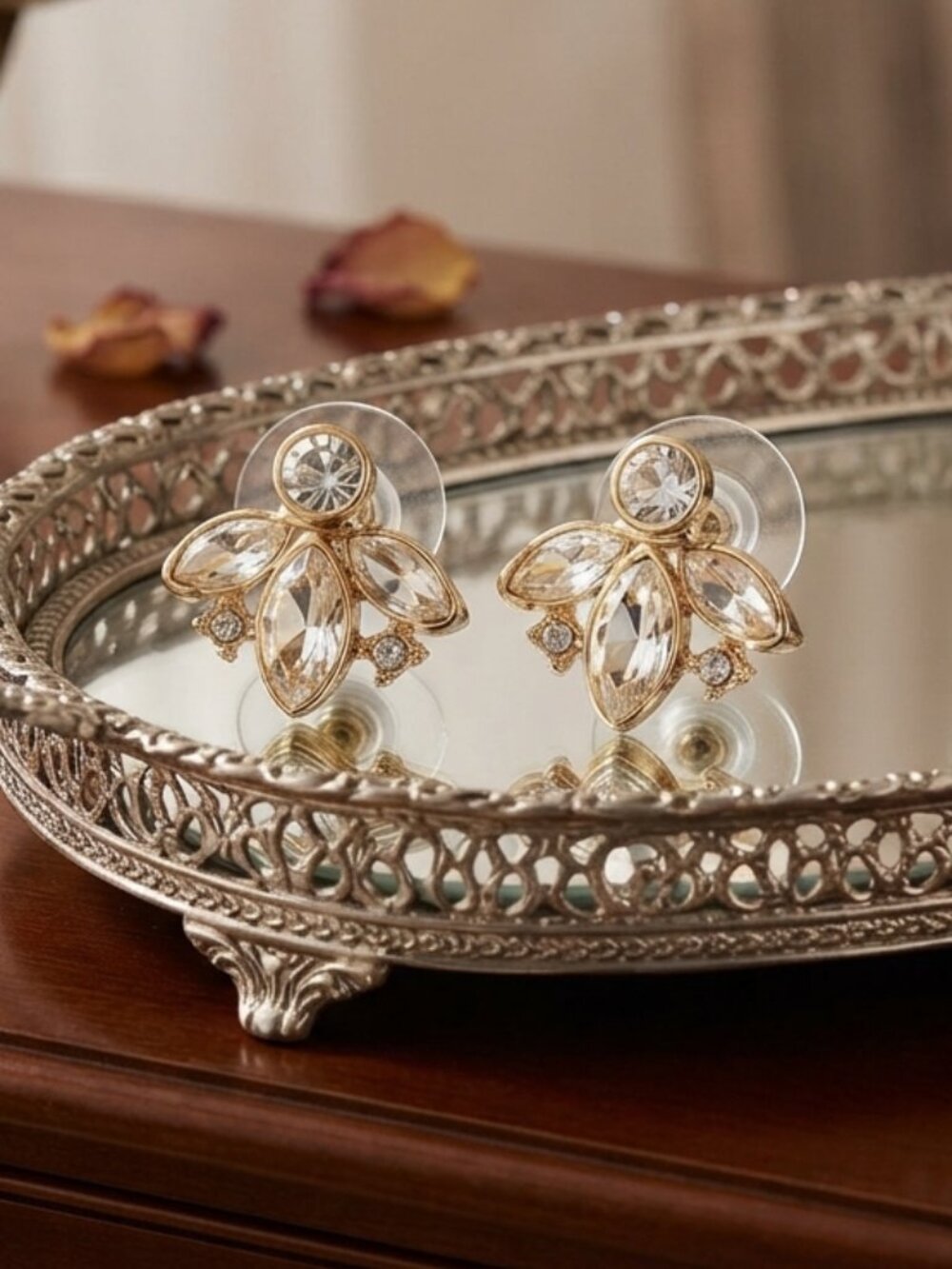 Vintage Gold Tone Clear Crystal Floral Cluster Stud Earrings